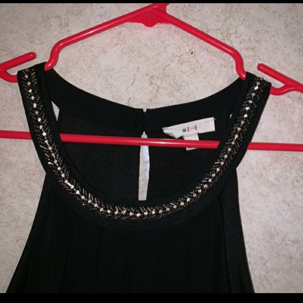 5/$30 🌺 Mine Little Black Dress